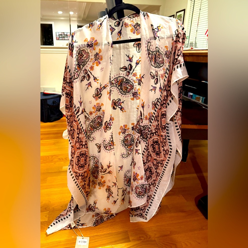 Floral Paisley Kimono beach cover up NWT one-size fits all